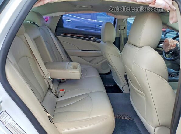 1G4ZP5SSXHU182806 2017 BUICK LACROSSE Белый Вид задних сидений