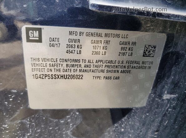 1G4ZP5SSXHU206022 2017 BUICK LACROSSE Blue Vista del compartimento del motor