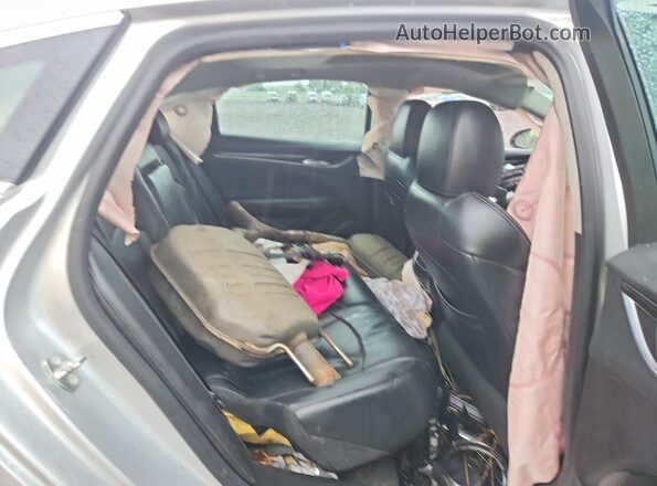 1G4ZP5SSXHU211432 2017 BUICK LACROSSE Silver Rear seats view