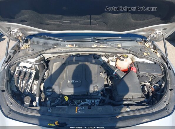 1G4ZP5SSXJU129609 2018 BUICK LACROSSE Серебряный Вид сзади