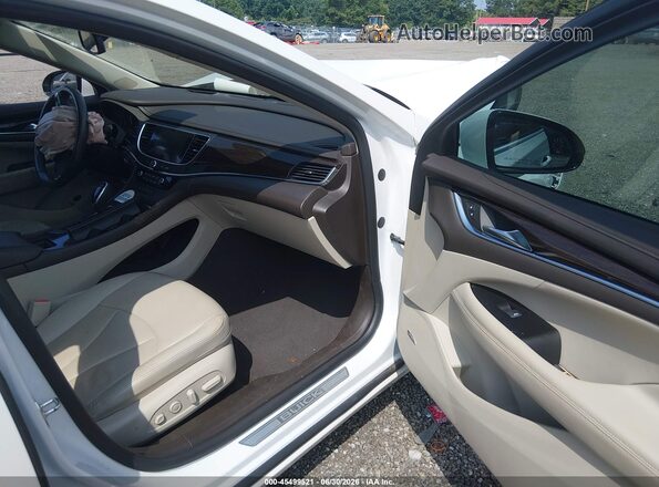 1G4ZR5SS6HU170808 2017 BUICK LACROSSE White Front interior view