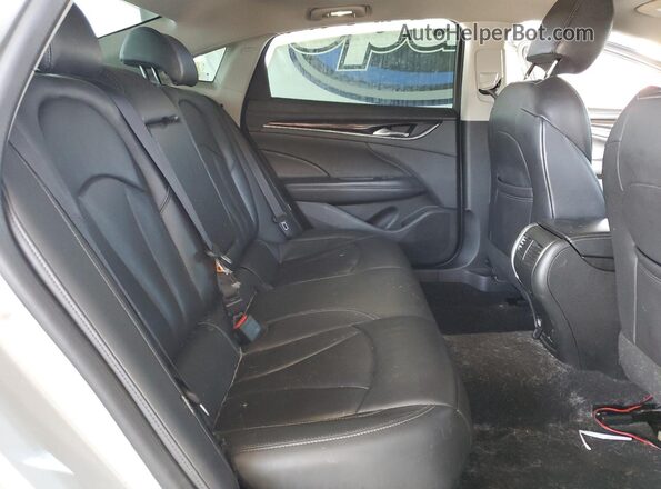 1G4ZR5SZ0JU134101 2018 BUICK LACROSSE Серебряный Вид задних сидений