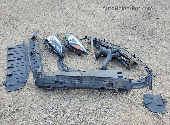 1G4ZV5SS3KU103862 2019 BUICK LACROSSE Gray Engine compartment view