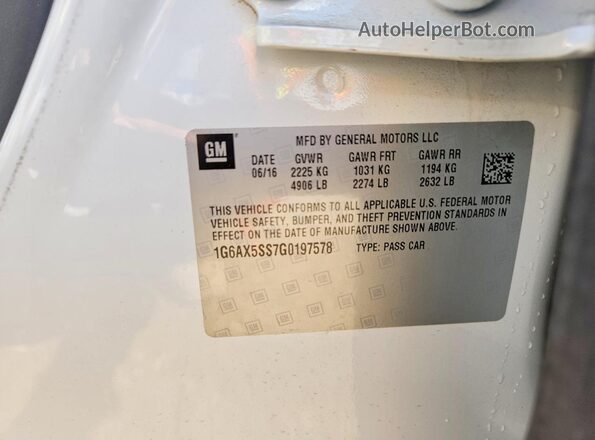1G6AX5SS7G0197578 2016 CADILLAC CTS White Vista del compartimento del motor