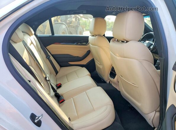 1G6AX5SX1H0154657 2017 CADILLAC CTS White Widok tylnych siedzeń