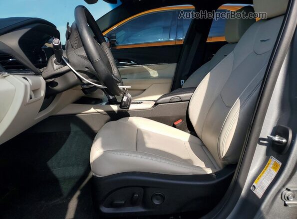 1G6DB5RK5P0115669 2023 CADILLAC CT4 Silver Vista interior delantera