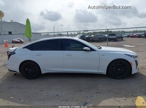 1G6DR5RW6L0153002 2020 CADILLAC CT5 White უკანა სალონის ხედი
