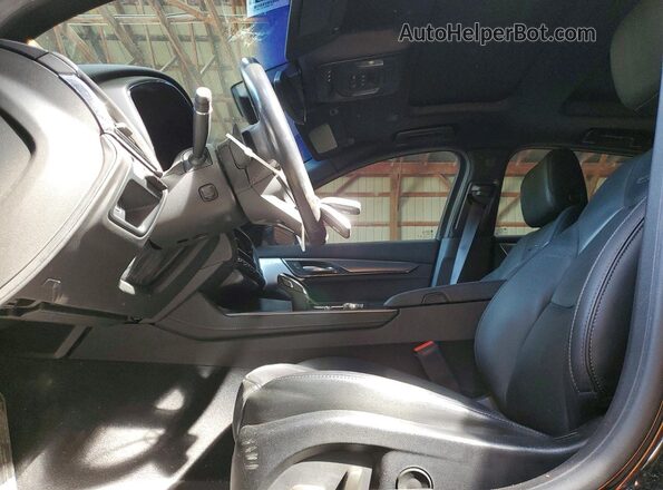 1G6DS5RW0P0153782 2023 CADILLAC CT5 Черный Вид салона спереди