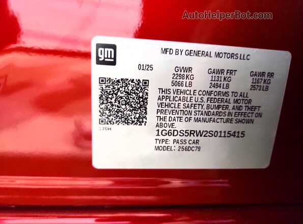 1G6DS5RW2S0115415 2025 CADILLAC CT5 Red Vista del compartimento del motor