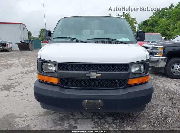 1GAWGEFF1H1288897 2017 CHEVROLET EXPRESS White Դիմացի տեսք