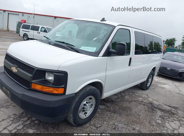 1GAWGEFF1H1288897 2017 CHEVROLET EXPRESS White Սալոնի 360 աստիճան տեսք