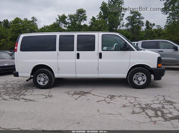 1GAWGEFF6H1286868 2017 CHEVROLET EXPRESS White Vista interior de 360 grados