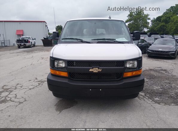1GAWGEFF6H1286868 2017 CHEVROLET EXPRESS White Vista interior trasera