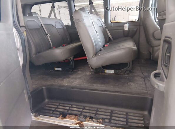1GAWGEFF7G1280236 2016 CHEVROLET EXPRESS Silver VIN կոդի պիտակի տեսք
