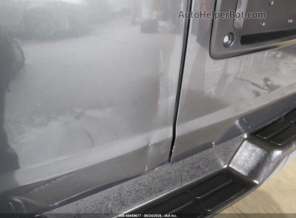1GAWGEFG2G1242678 2016 CHEVROLET EXPRESS Gray Vista frontal