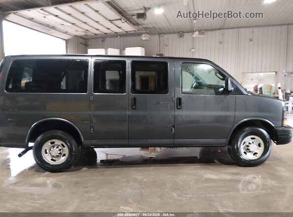 1GAWGEFG2G1242678 2016 CHEVROLET EXPRESS Gray 