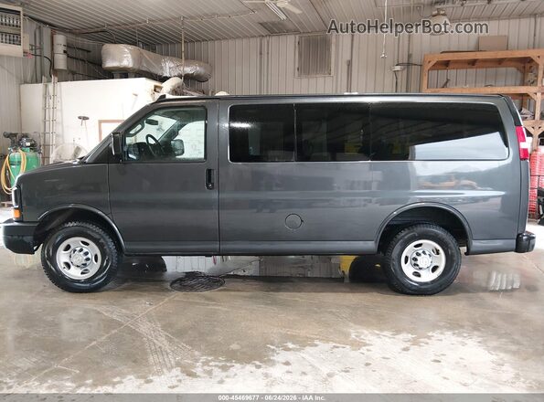 1GAWGEFG2G1242678 2016 CHEVROLET EXPRESS Gray 