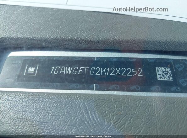 1GAWGEFG2K1282252 2019 CHEVROLET EXPRESS Silver Շարժիչի բաժամունքի տեսք