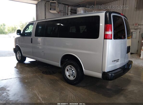 1GAWGEFG3G1243774 2016 CHEVROLET EXPRESS Silver Tył lewy