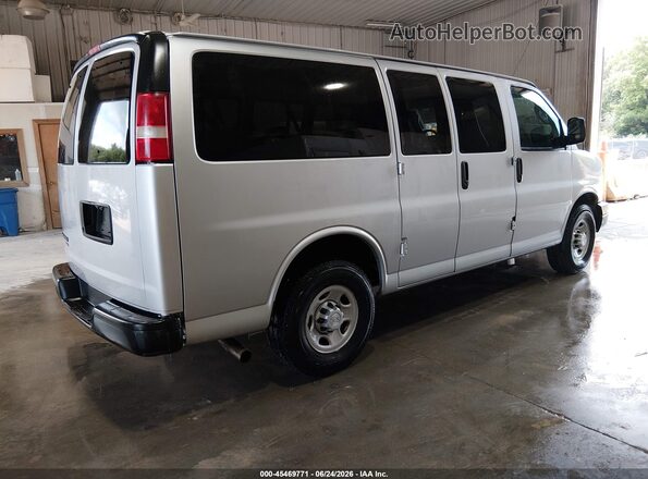 1GAWGEFG3G1243774 2016 CHEVROLET EXPRESS Silver Tył prawy