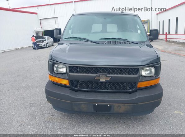 1GAWGEFG4H1228797 2017 CHEVROLET EXPRESS Gray 
