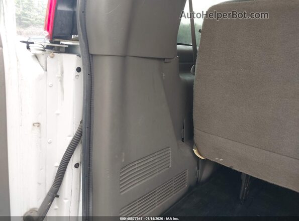 1GAWGEFG4K1334562 2019 CHEVROLET EXPRESS White 
