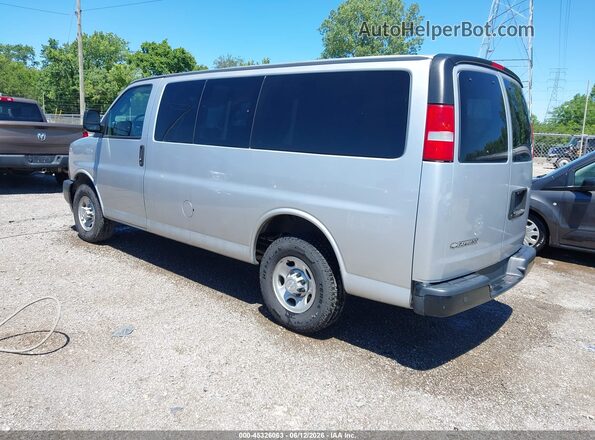 1GAWGEFG5K1332318 2019 CHEVROLET EXPRESS Silver უკანა მარცხენა