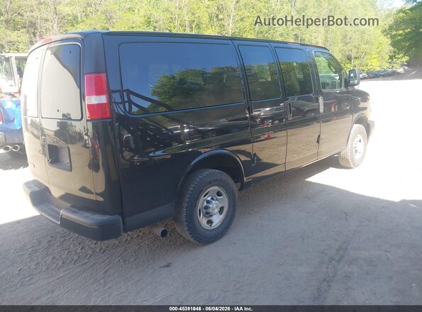 1GAWGEFP1L1259627 2020 CHEVROLET EXPRESS Black Trasero derecho