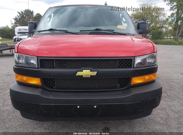 1GAWGEFPXP1105827 2023 CHEVROLET EXPRESS Red 360 interior view