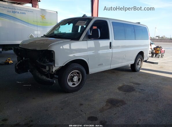 1GAZGLFP5N1186444 2022 CHEVROLET EXPRESS White Front left