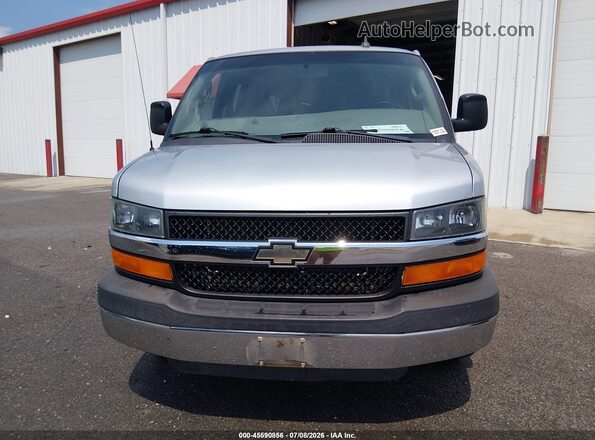 1GAZGNFF5G1280524 2016 CHEVROLET EXPRESS Gray Widok wnętrza z tyłu