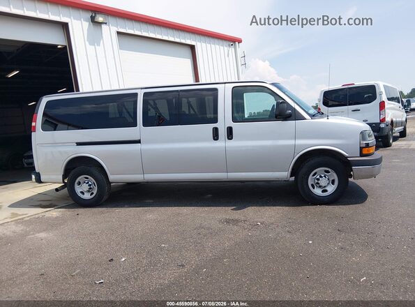 1GAZGNFF5G1280524 2016 CHEVROLET EXPRESS Gray Widok wnętrza 360 stopni