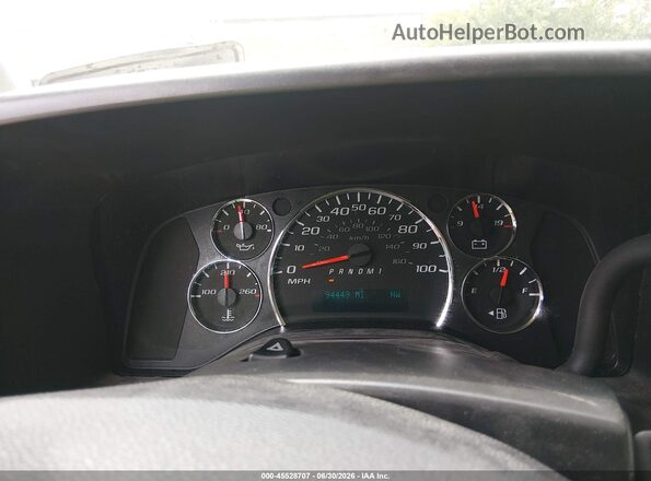1GAZGNFF5G1281818 2016 CHEVROLET EXPRESS Silver Widok tylnych siedzeń
