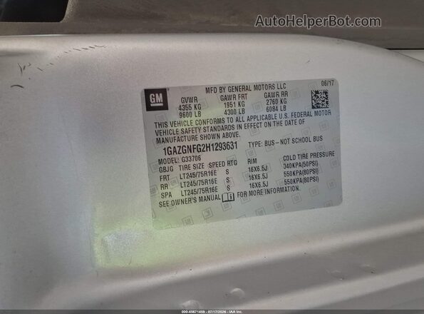 1GAZGNFG2H1293631 2017 CHEVROLET EXPRESS Серебряный Вид подкапотного пространства