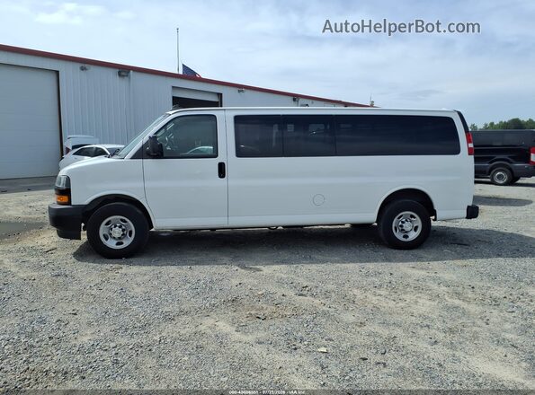 1GAZGNFG2K1334976 2019 CHEVROLET EXPRESS White Vista interior de 360 grados