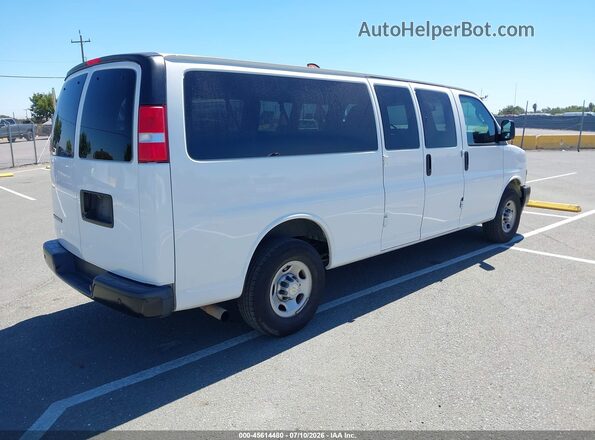 1GAZGNFP2L1253008 2020 CHEVROLET EXPRESS White Rear right