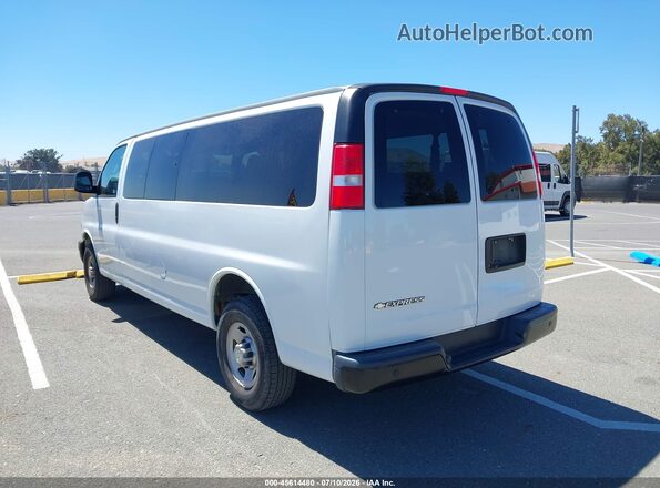 1GAZGNFP2L1253008 2020 CHEVROLET EXPRESS White Front view