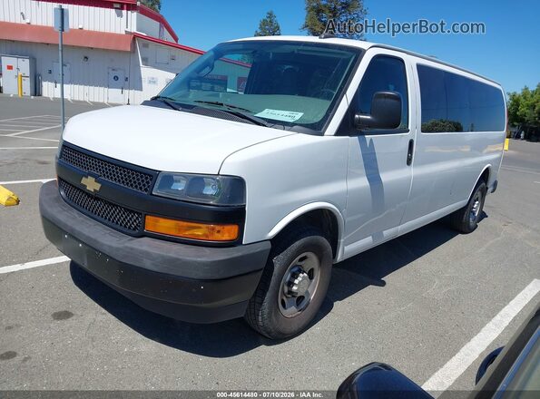 1GAZGNFP2L1253008 2020 CHEVROLET EXPRESS White Front left