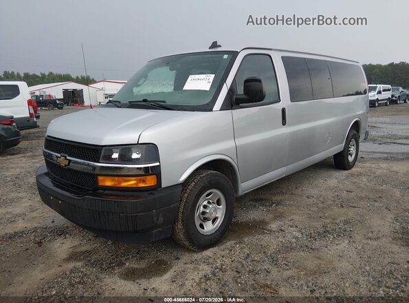 1GAZGNFP3L1253972 2020 CHEVROLET EXPRESS Silver Przód lewy
