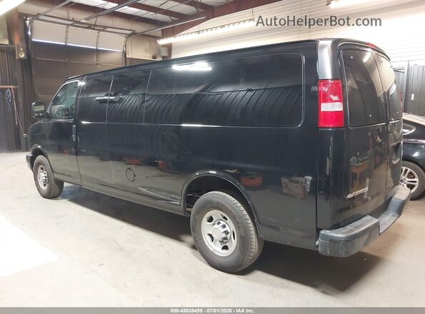 1GAZGNFP4L1272417 2020 CHEVROLET EXPRESS Black Widok z przodu