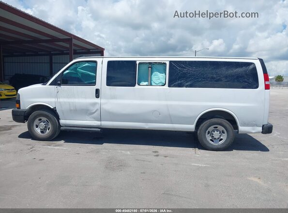 1GAZGNFP4R1169779 2024 CHEVROLET EXPRESS White Панорамний вид салону 360°