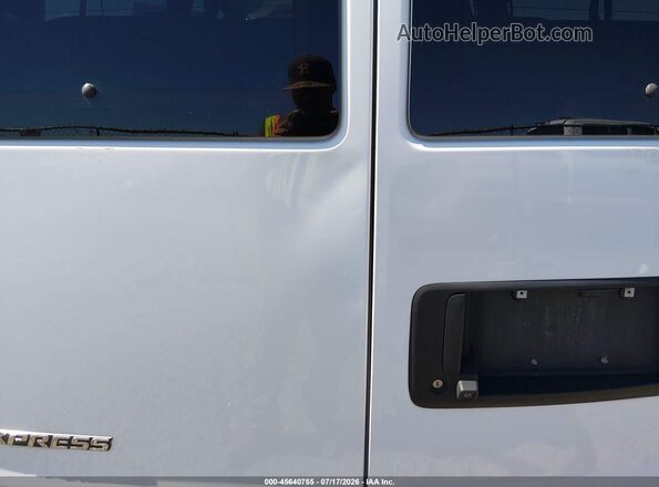 1GAZGNFP9L1266306 2020 CHEVROLET EXPRESS White წინა ხედი