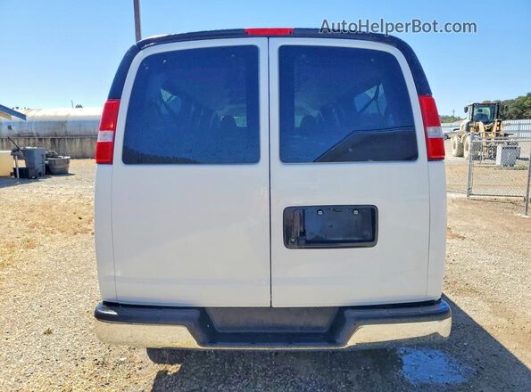 1GAZGPF70S1107779 2025 CHEVROLET EXPRESS White Rear view