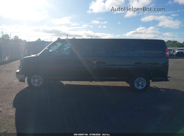 1GAZGPFF1H1288102 2017 CHEVROLET EXPRESS Black სალონის 360-გრადუსიანი ხედი