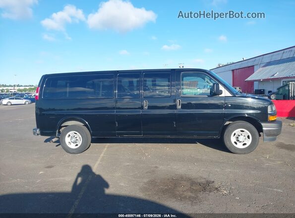 1GAZGPFF1H1288102 2017 CHEVROLET EXPRESS Black უკანა სალონის ხედი