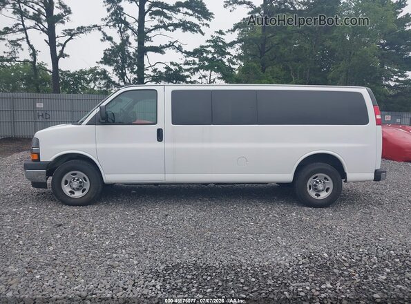 1GAZGPFF2H1272622 2017 CHEVROLET EXPRESS White სალონის 360-გრადუსიანი ხედი