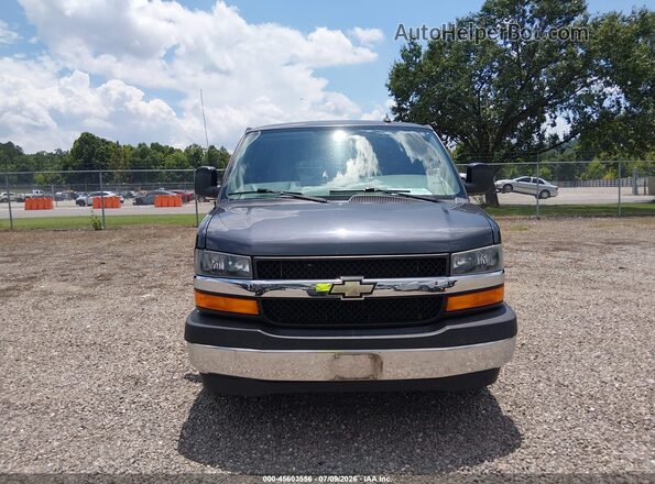 1GAZGPFF4H1274842 2017 CHEVROLET EXPRESS Gray Widok zestawu wskaźników