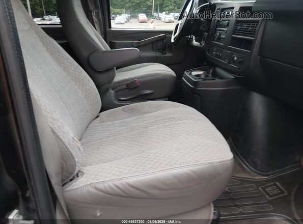 1GAZGPFF6G1239721 2016 CHEVROLET EXPRESS Beige Вид салону спереду