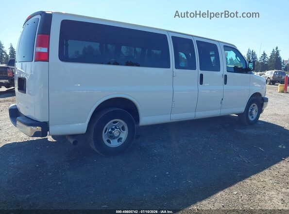 1GAZGPFF7H1286371 2017 CHEVROLET EXPRESS White უკანა მარჯვენა