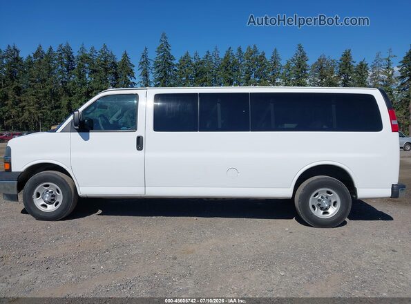 1GAZGPFF7H1286371 2017 CHEVROLET EXPRESS White სალონის 360-გრადუსიანი ხედი